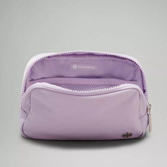 NWT Lululemon Everywhere Belt Bag 1L Wordmark - Lilac Ether - Picture 4 of 8